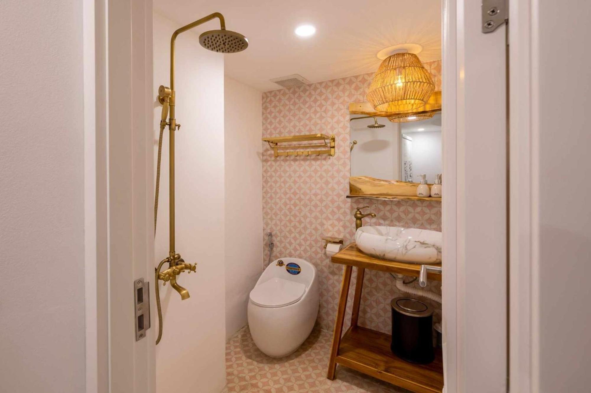 Pisces Hotel Hue Dış mekan fotoğraf