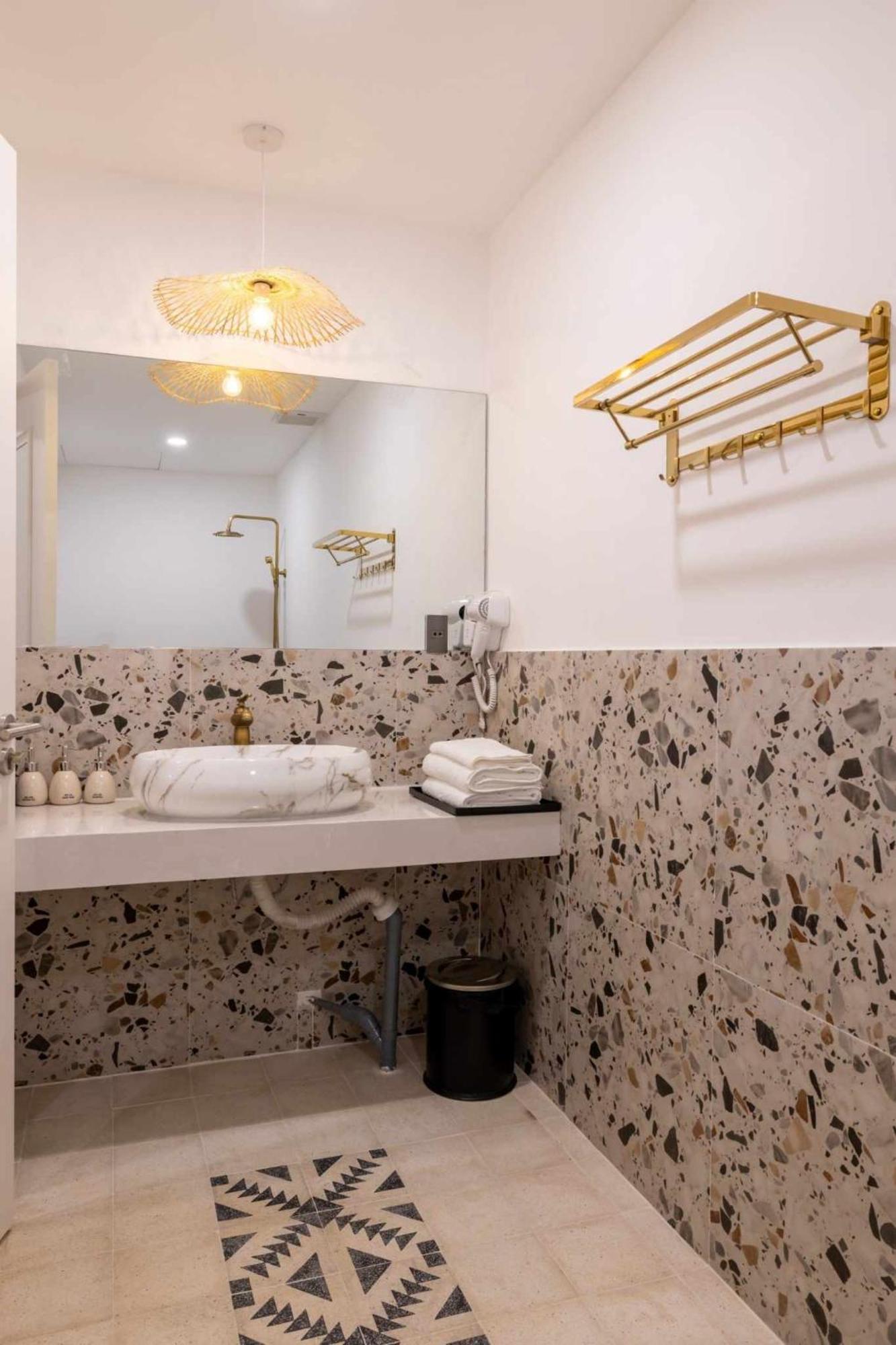 Pisces Hotel Hue Dış mekan fotoğraf